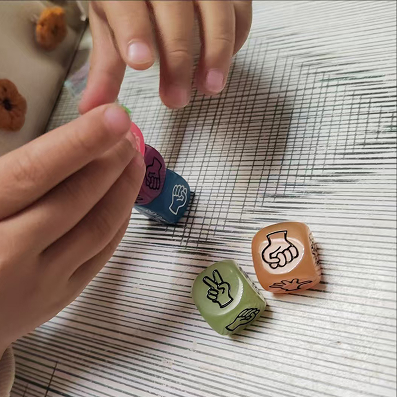 5PCS Finger Guessing Game Dice - đánh giá và giá Party Games For 17 Year Olds